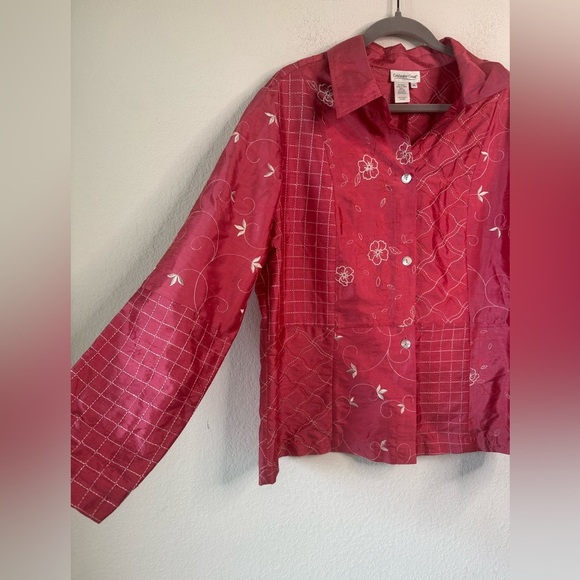 Coldwater Creek 100% Silk Red Floral Embroidered ButtonUp Shirt Women’s XL Artsy - Picture 2 of 5